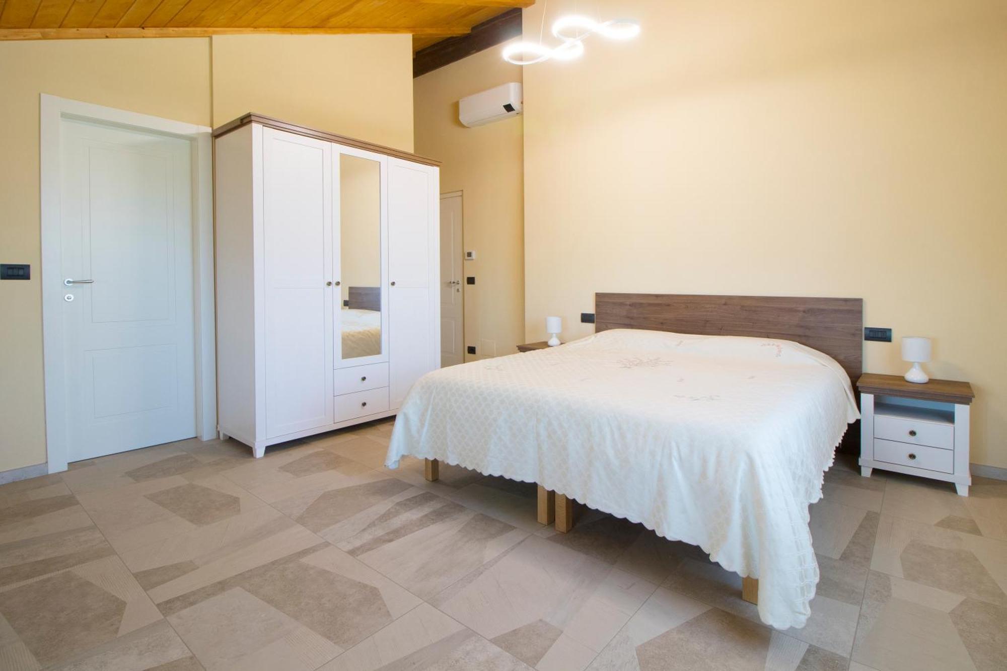 Agriturismo Cascina Reggio Castelnuovo  Buitenkant foto